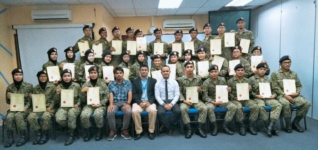 majlis penyampaian sijil penghargaan askar wataniah kolej mutiara 4 20180816 2093422828